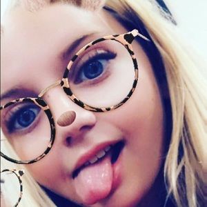 Meet your Posher, Nannie